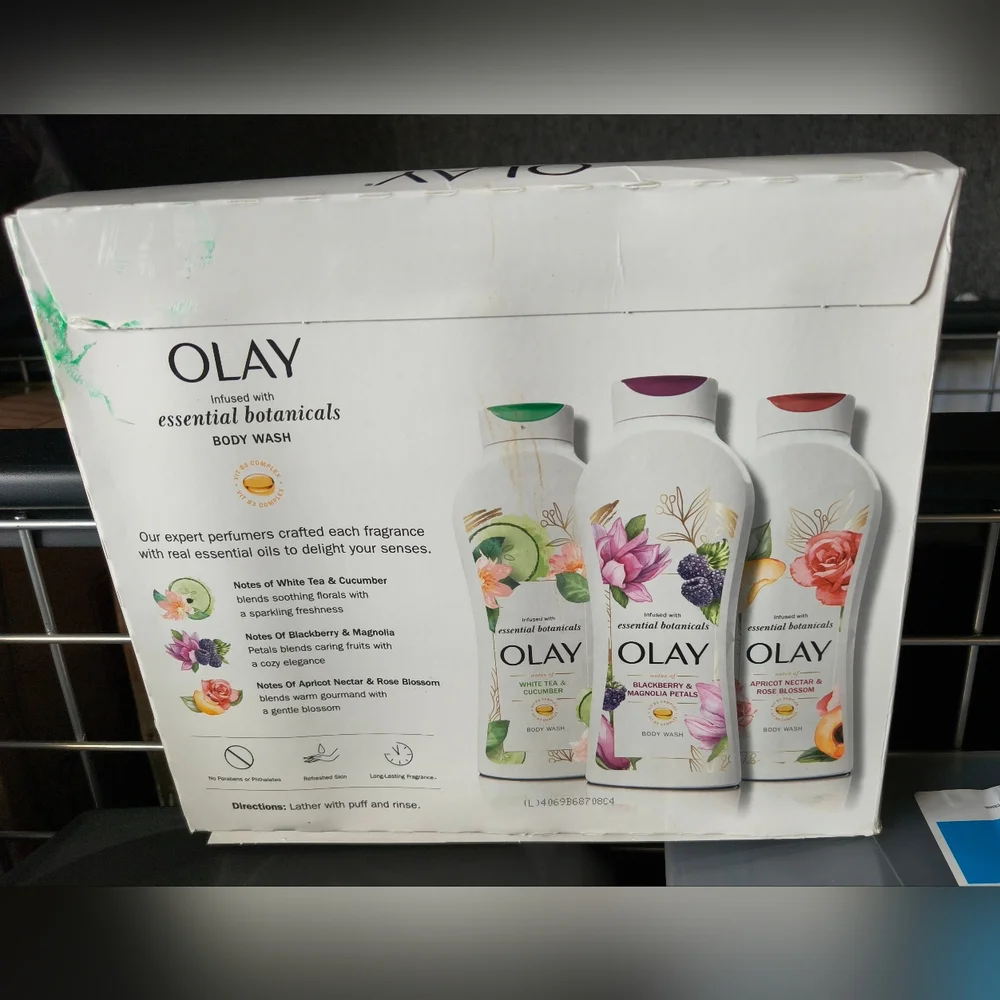 New! Olay Essential Botanicals Body Wash 23.6 fl oz, 3-pack Soap Skin Soft NIB!! - Picture 5 of 5